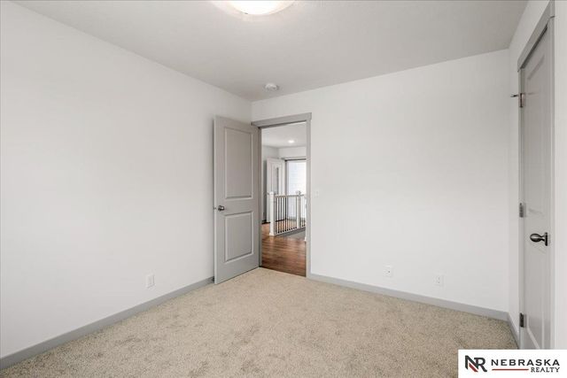 1010 S 14th Avenue, Blair, NE 68008