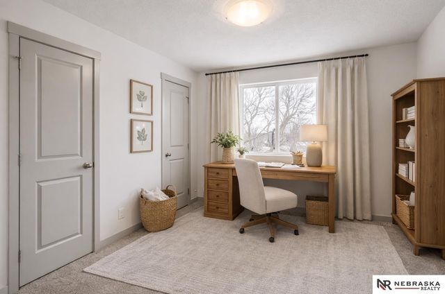 1010 S 14th Avenue, Blair, NE 68008