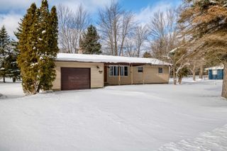 1021 W Kalkaska Road, Kalkaska Twp, MI 49646