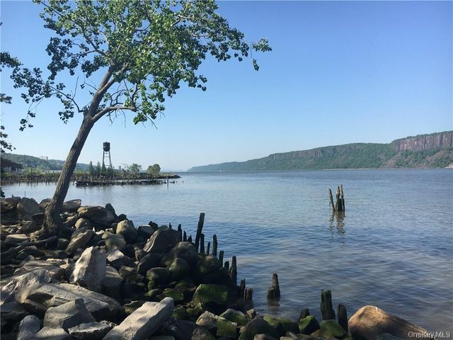 4 Ronny Circle, Hastings-on-hudson, NY 10706