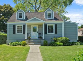 4 Ronny Circle, Hastings-on-hudson, NY 10706