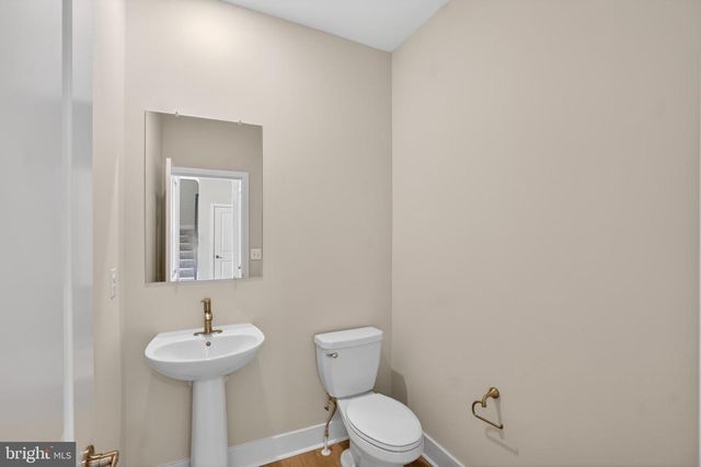 505 WILLOWSHIRE ST, Middle River, MD 21220
