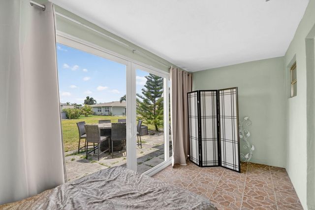 155 South Boulevard C, Boynton Beach, FL 33435