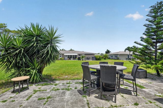 155 South Boulevard C, Boynton Beach, FL 33435