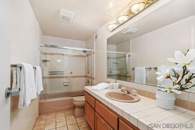 2500 Torrey Pines Rd. 402, La Jolla, CA 92037