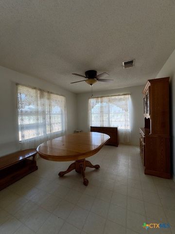 927 US Highway 77a, Cuero, TX 77954