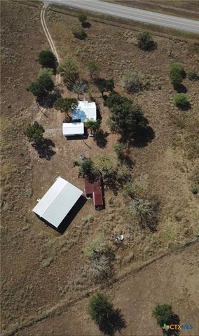 927 US Highway 77a, Cuero, TX 77954