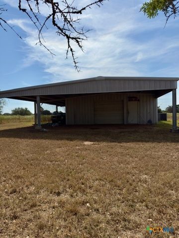 927 US Highway 77a, Cuero, TX 77954