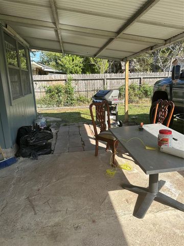 7118 Heron Drive, Houston, TX 77087