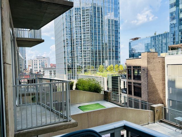 301 Demonbreun St Unit 808, Nashville, TN 37201