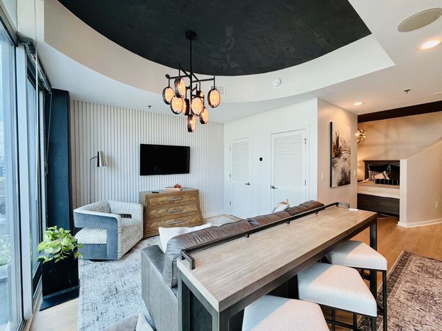 301 Demonbreun St Unit 808, Nashville, TN 37201