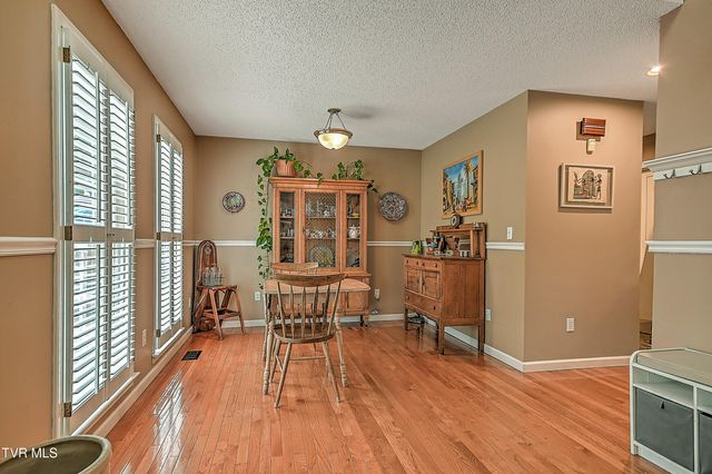 766 Moccasin Hills Drive, Gate City, VA 24251