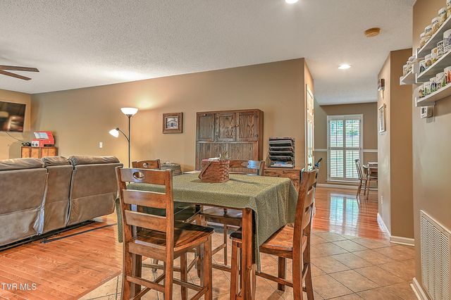 766 Moccasin Hills Drive, Gate City, VA 24251