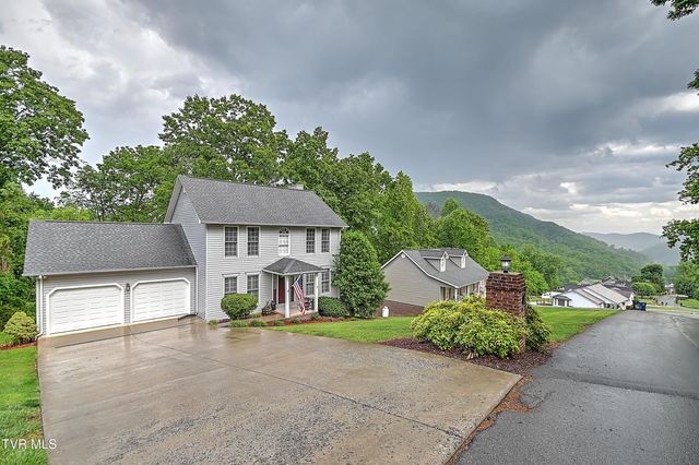 766 Moccasin Hills Drive, Gate City, VA 24251