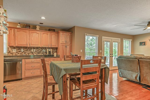 766 Moccasin Hills Drive, Gate City, VA 24251