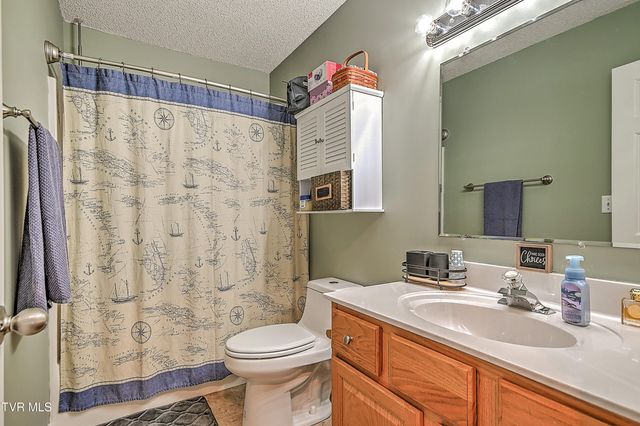 766 Moccasin Hills Drive, Gate City, VA 24251