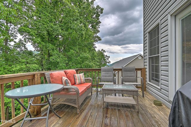 766 Moccasin Hills Drive, Gate City, VA 24251