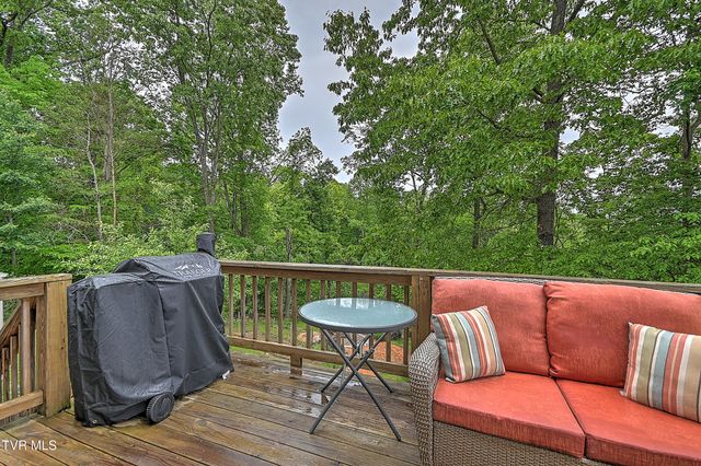 766 Moccasin Hills Drive, Gate City, VA 24251