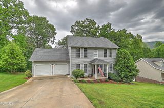 766 Moccasin Hills Drive, Gate City, VA 24251