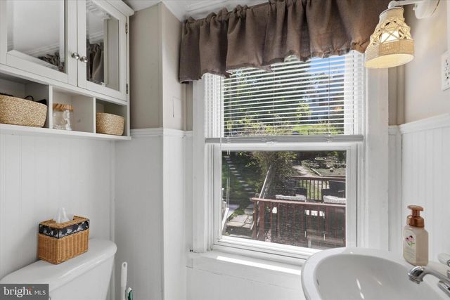 165 FRONT ST, Conshohocken, PA 19428