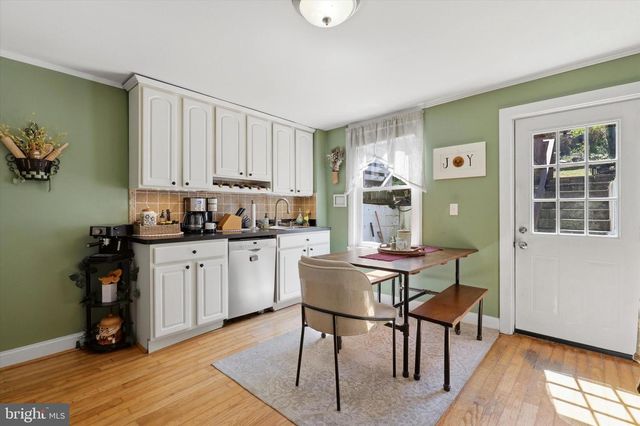 165 FRONT ST, Conshohocken, PA 19428