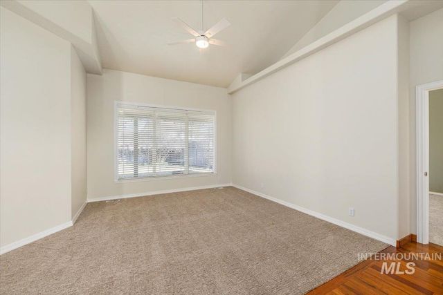 2186 Santa Clara Dr, Meridian, ID 83642