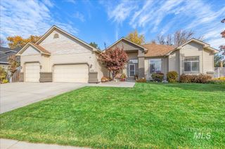 2186 Santa Clara Dr, Meridian, ID 83642
