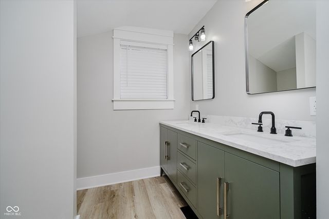 1411 S J Street, Elwood, IN 46036