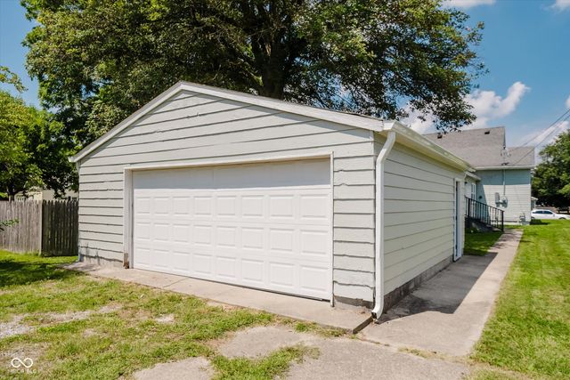 1411 S J Street, Elwood, IN 46036