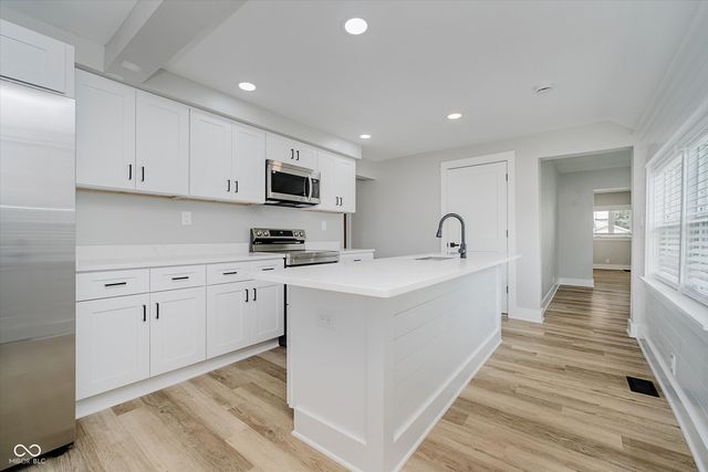 1411 S J Street, Elwood, IN 46036