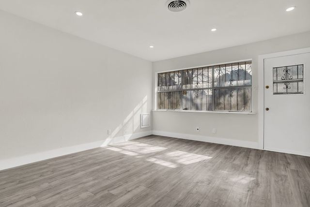 1246 Brookmere Drive, Dallas, TX 75216