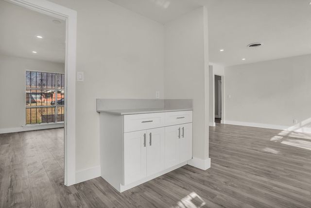 1246 Brookmere Drive, Dallas, TX 75216