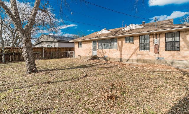 1246 Brookmere Drive, Dallas, TX 75216