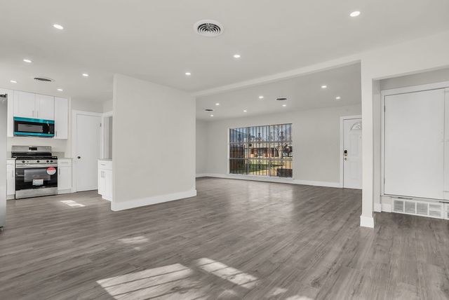 1246 Brookmere Drive, Dallas, TX 75216