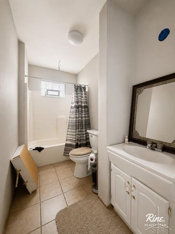 105 Maple Street, River Rouge, MI 48218
