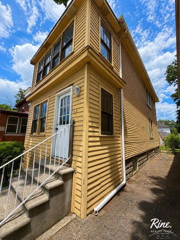 105 Maple Street, River Rouge, MI 48218