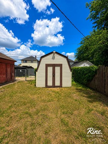 105 Maple Street, River Rouge, MI 48218