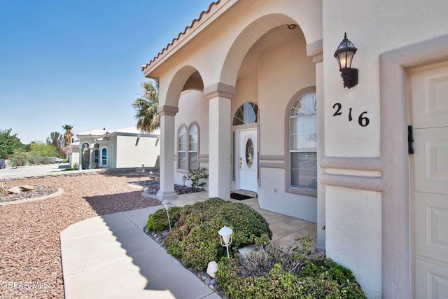 216 Desert Garden Drive, Santa Teresa, NM 88008