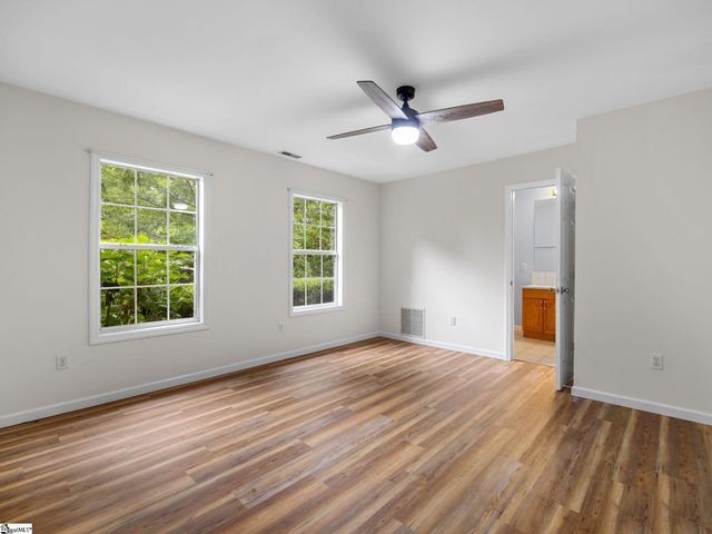 1349 E Lakeshore Drive, Landrum, SC 29356