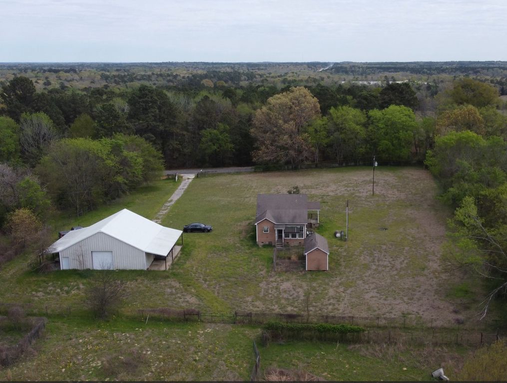 12185 County Rd 3101, Winona, TX 75792