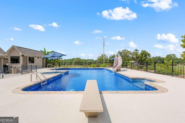 375 Dasher Street, Lyons, GA 30436