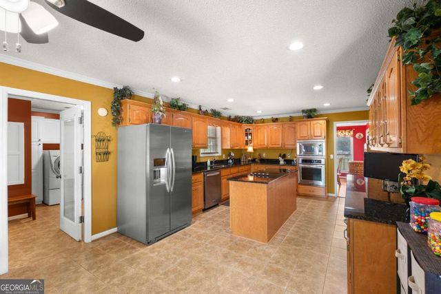 375 Dasher Street, Lyons, GA 30436