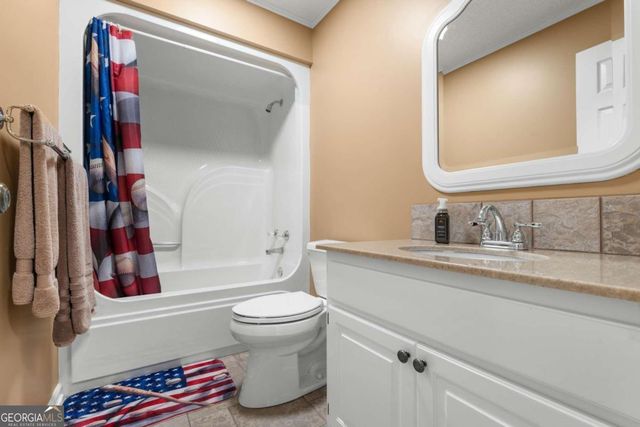 375 Dasher Street, Lyons, GA 30436