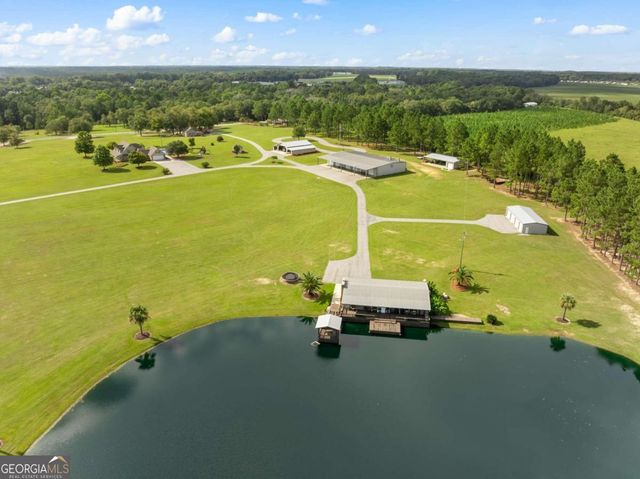375 Dasher Street, Lyons, GA 30436