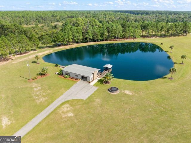 375 Dasher Street, Lyons, GA 30436