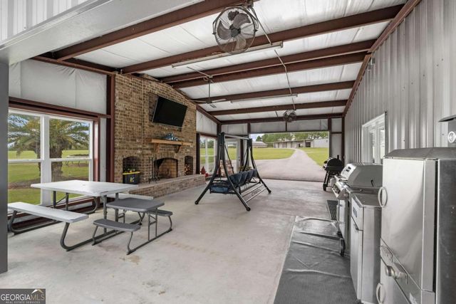 375 Dasher Street, Lyons, GA 30436