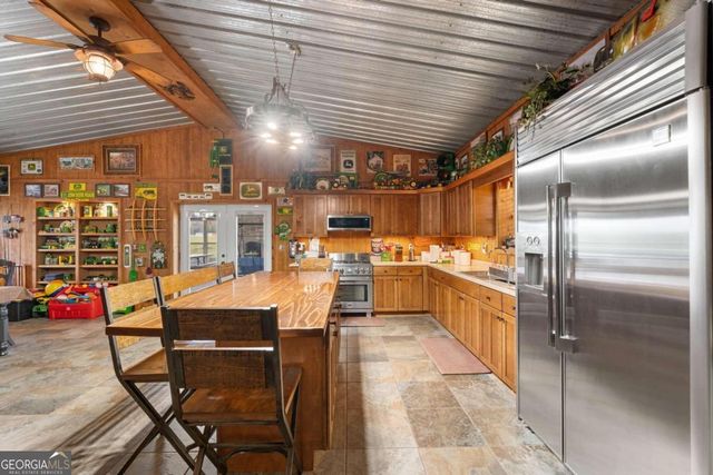 375 Dasher Street, Lyons, GA 30436
