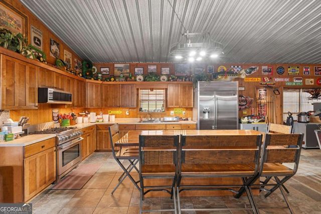 375 Dasher Street, Lyons, GA 30436