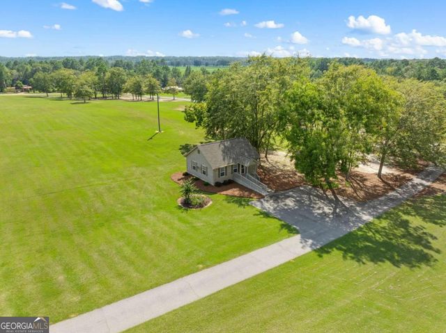375 Dasher Street, Lyons, GA 30436