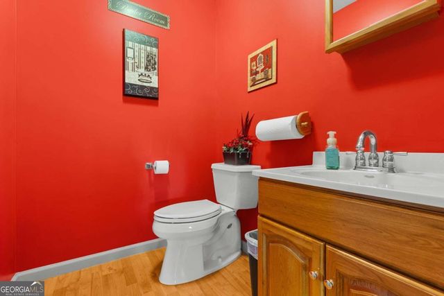 375 Dasher Street, Lyons, GA 30436